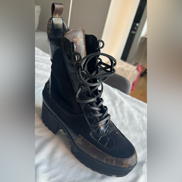 Louis Vuitton LV combat boots, size 5.5 - Picture 8 of 13